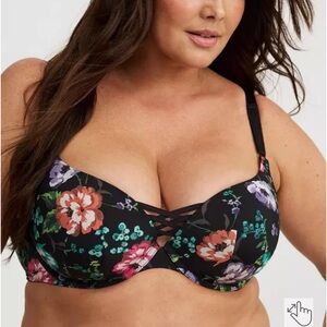 Xo plunge push-up bra Torrid 40ddd NWT